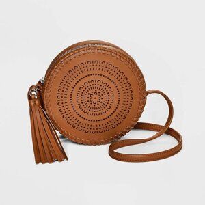 NEW Girls' Circle Crossbody Bag - art class™ Tan